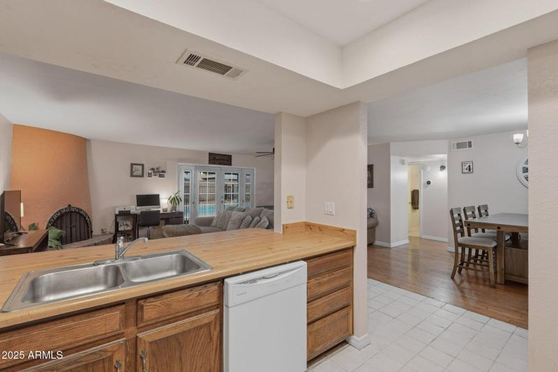 13-web-or-mls-Wood-13