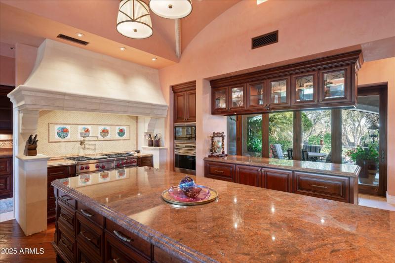 Kitchen Island and Cooktop Element