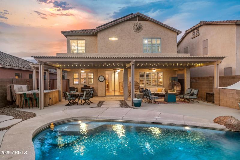 18019-La-Posada-Court-4