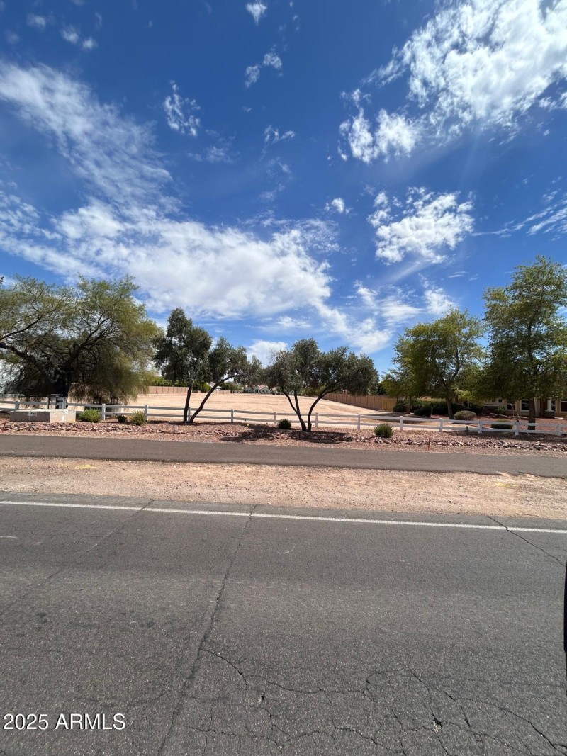 PHOTO-2025-10-10-11-39-13