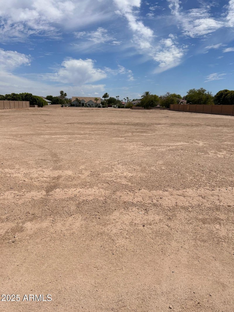 PHOTO-2025-10-10-11-39-14