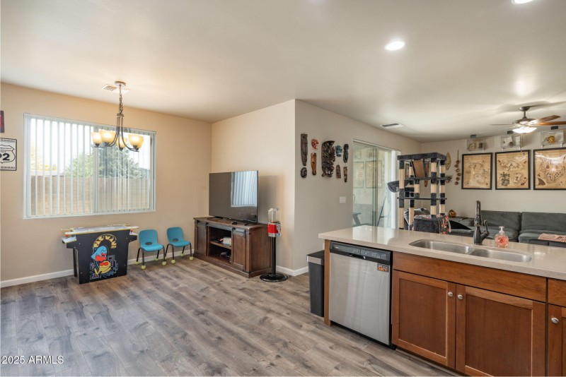 22-web-or-mls-377-grafton-ct