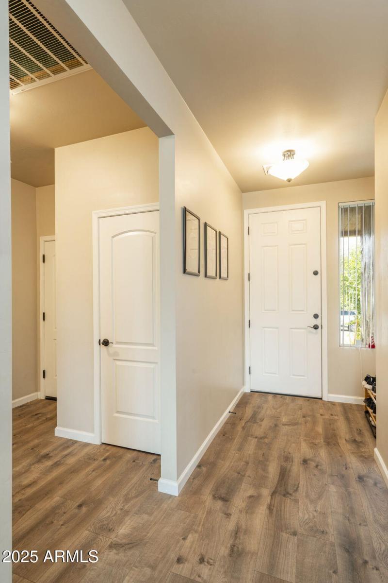 8-web-or-mls-377-grafton-ct