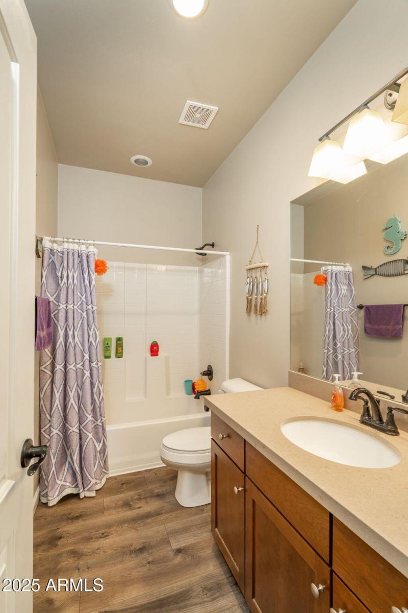 9-web-or-mls-377-grafton-ct