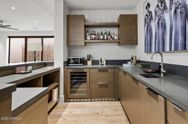 37-6802 E Joshua Tree Ln 43