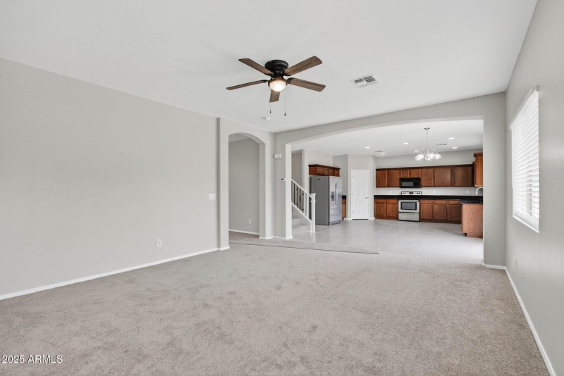 23_5659_S_239th23_mls