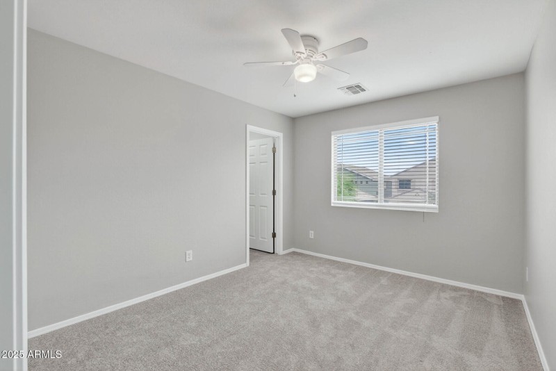 38_5659_S_239th38_mls