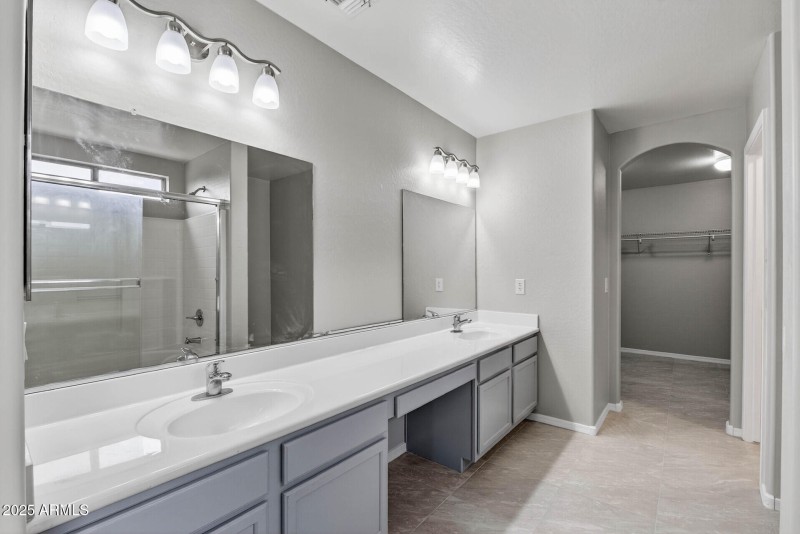 52_5659_S_239th52_mls