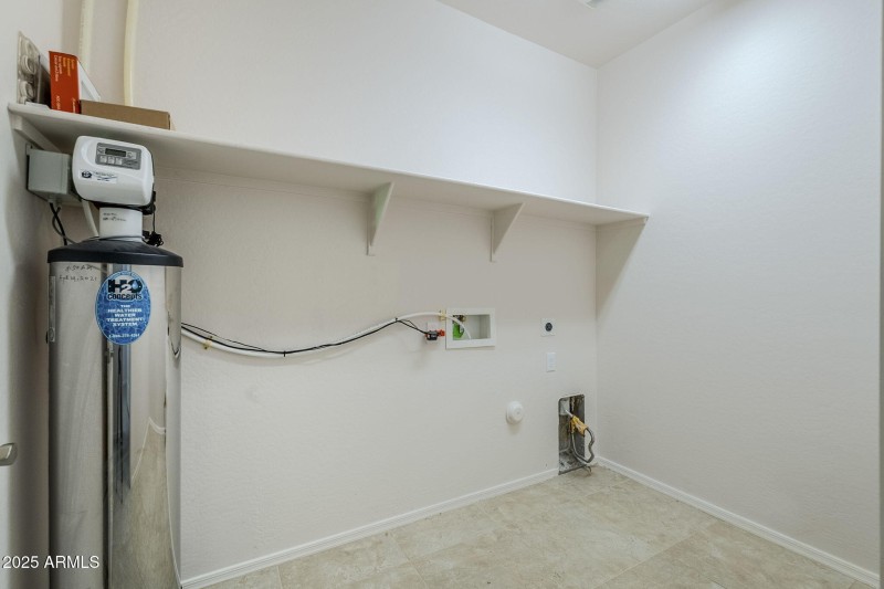 44-web-or-mls-Ian-44