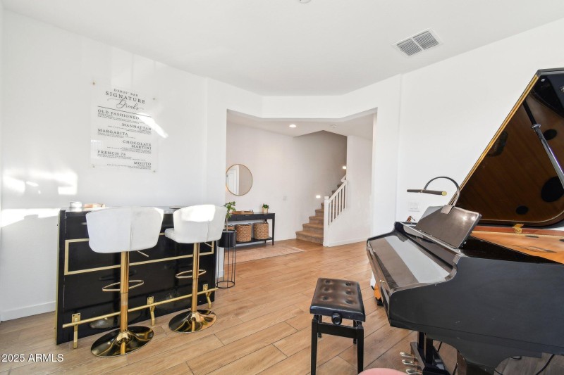 14-web-or-mls-E Domingo Rd-014