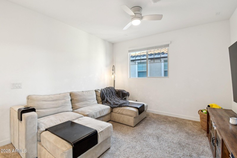 33-web-or-mls-E Domingo Rd-033