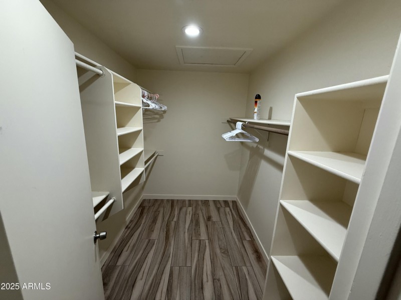 574AB83D-3DCE-48AD-965F-09952E42FE54