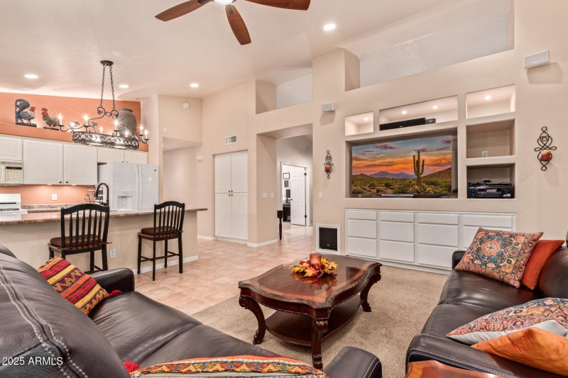 Kitchen | Family Room