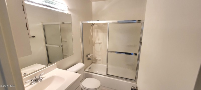 Montecito Hall Bath 2