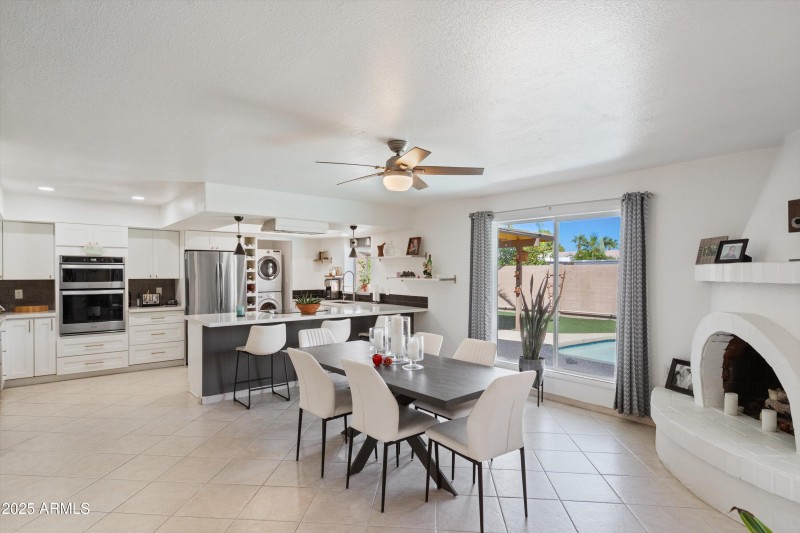 12-Dining to Kitchen