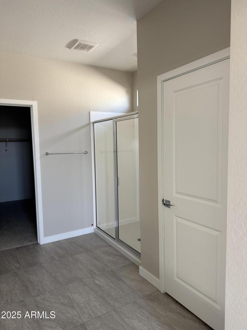 BR45 Lot 211 PR Bath