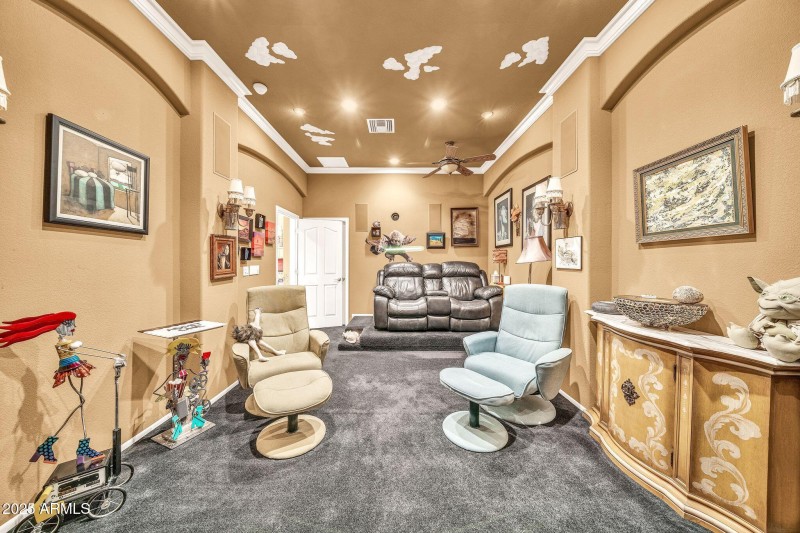 GRANDKIDS WILL LOVE THIS ROOM