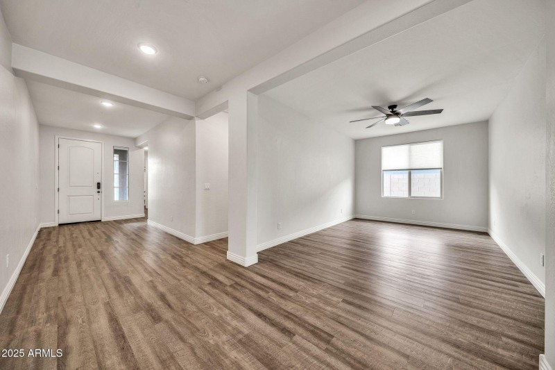 14338 W Redfield Rd-6