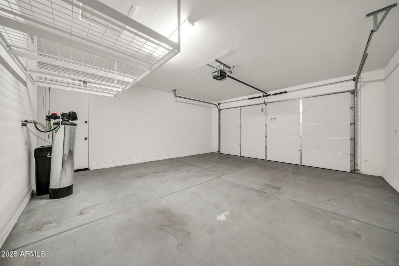 14338 W Redfield Rd-34