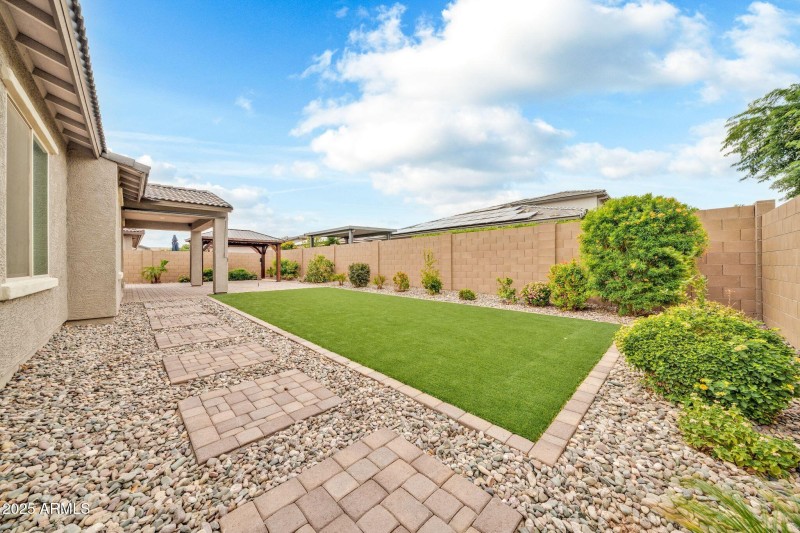 14338 W Redfield Rd-37