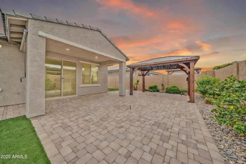 14338 W Redfield Rd VT 4