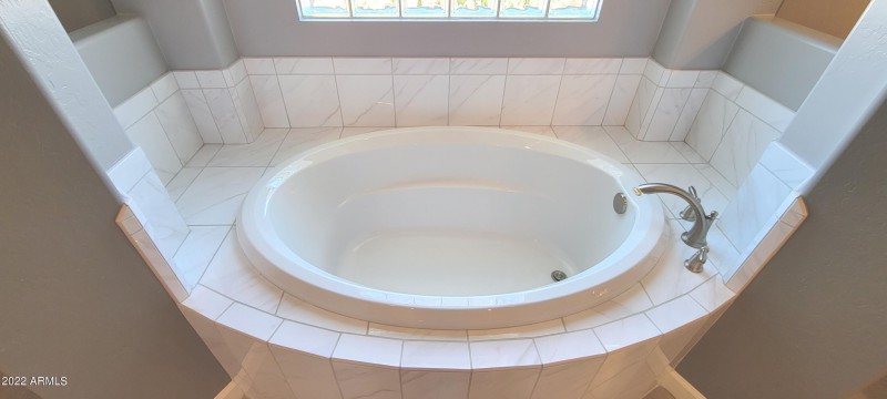 Oversized Bath