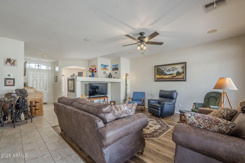 Greatroom view to entrance