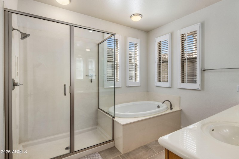 Separate Shower & Soaking Tub