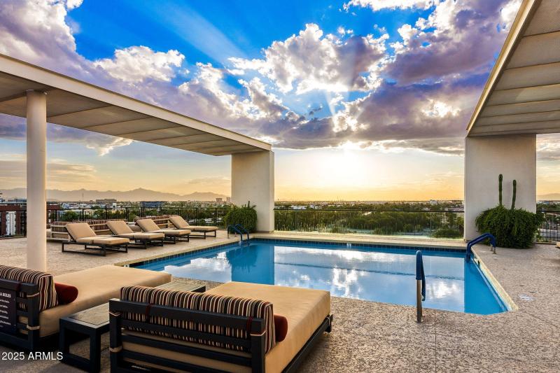 023__208 W Portland St UNIT360