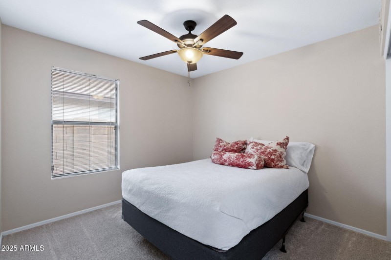 016__2243 E Willow Wick Rd