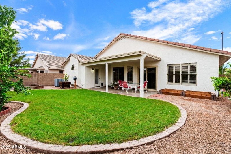 020__2243 E Willow Wick Rd