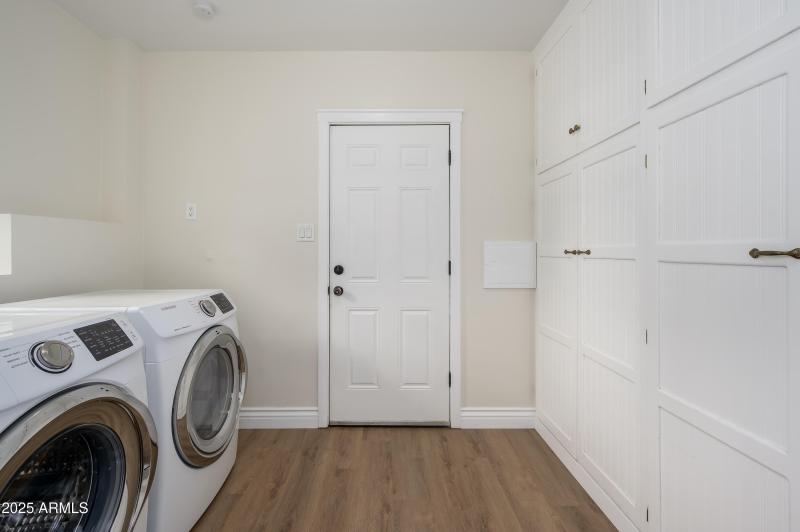 Laundry Room (Indoor)