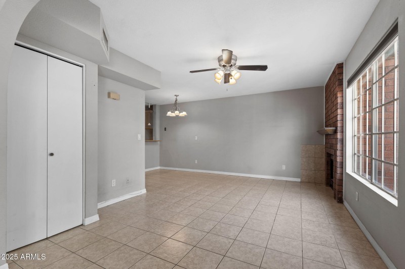 004__2301 E University Dr 244