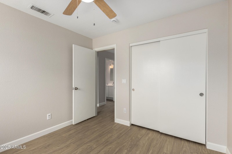 24 Magnolia