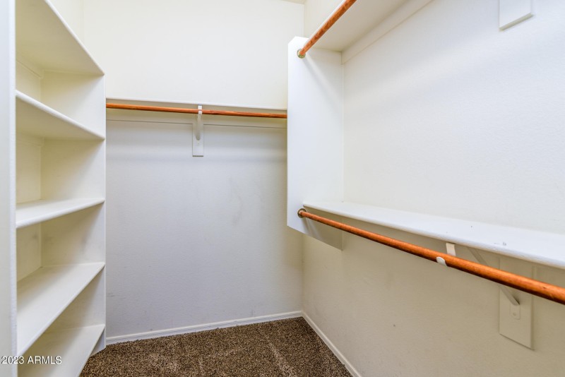 44016 W Pioneer-2921