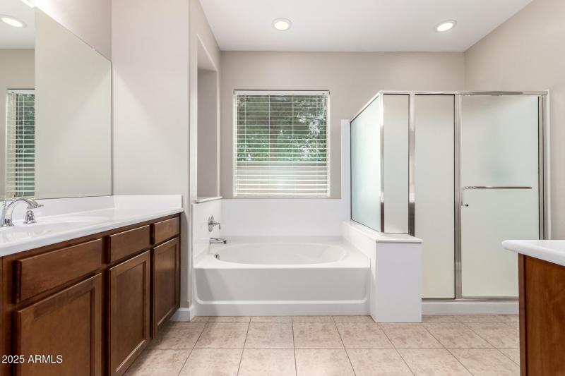 Owner’s Suite Bathroom