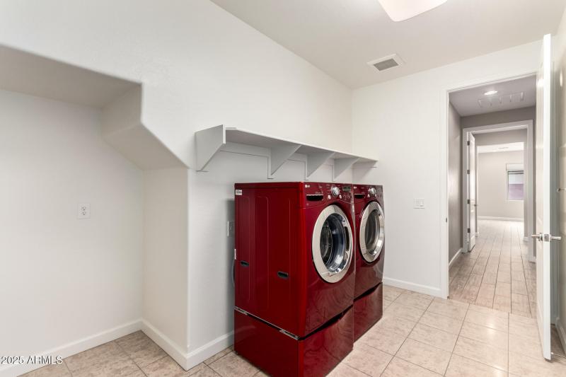 3925 S Garrison Laundry Room