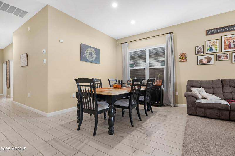 Dining 3