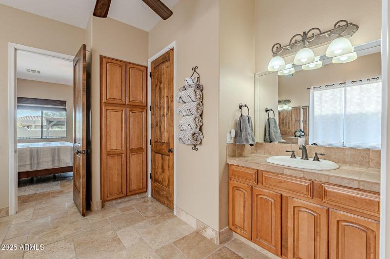 47-web-or-mls-Canyon-47