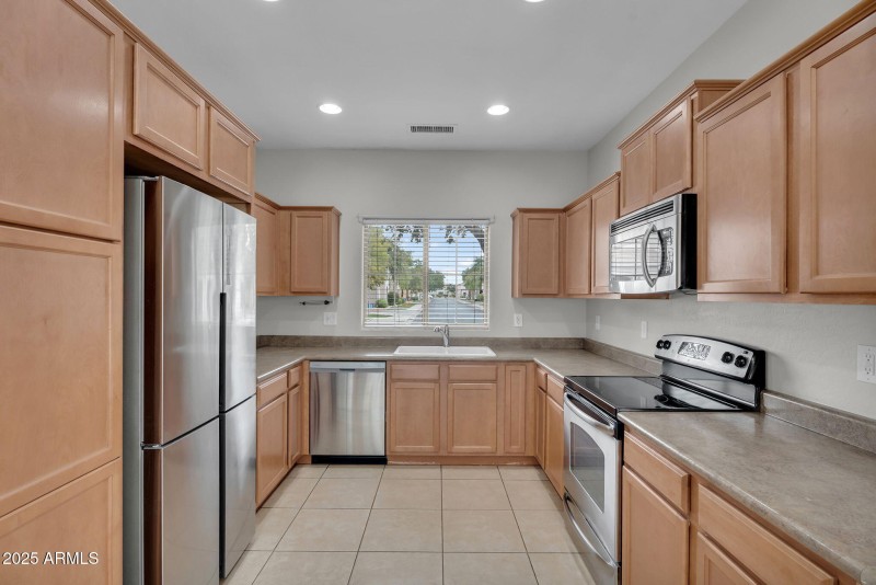 8-web-or-mls-83rd-11