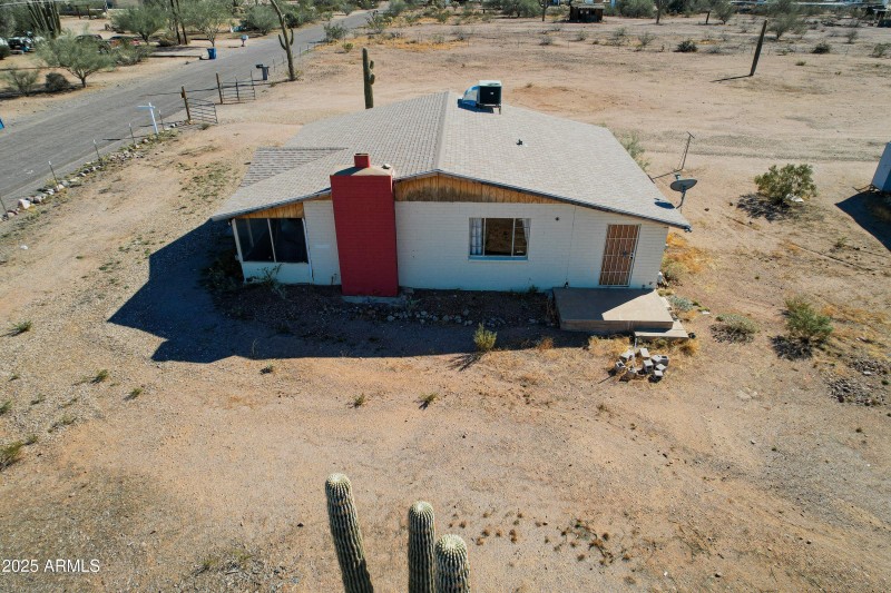 49-1907 E Foothill Street-5