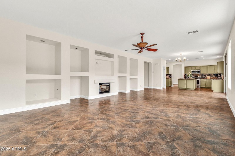 19009 E Cattle Dr-8