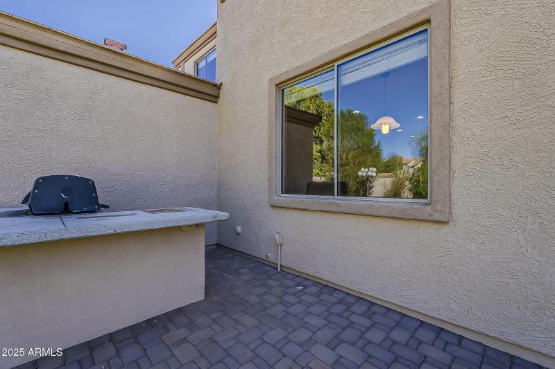 82-web-or-mls-136th Ln-82