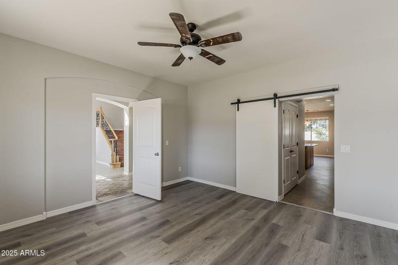 37-web-or-mls-136th Ln-37