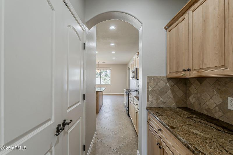 29-web-or-mls-136th Ln-29