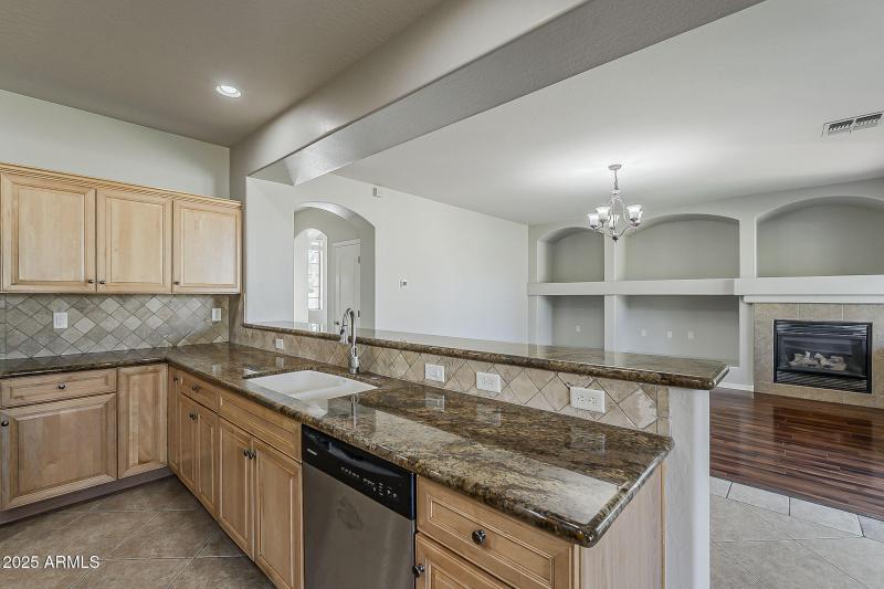 27-web-or-mls-136th Ln-27