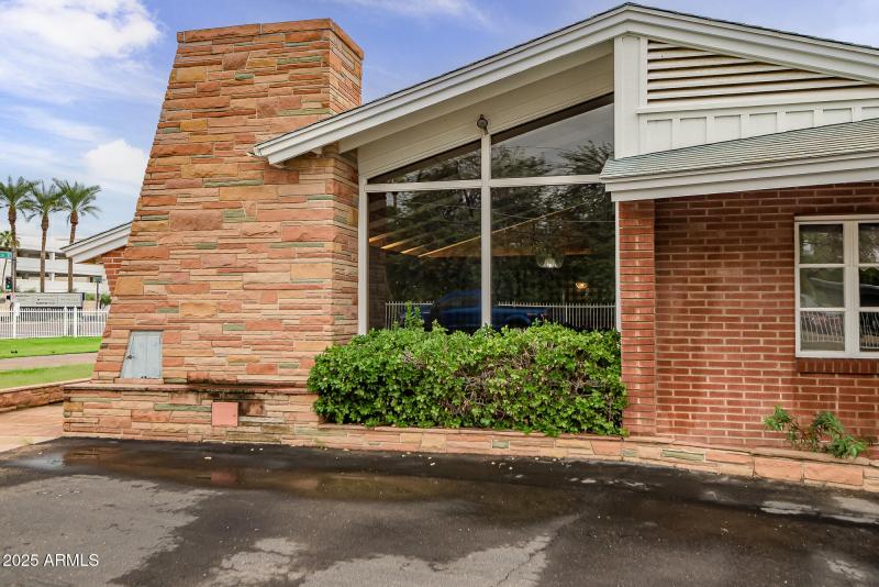 Mid Century Modern design with Frank Llo