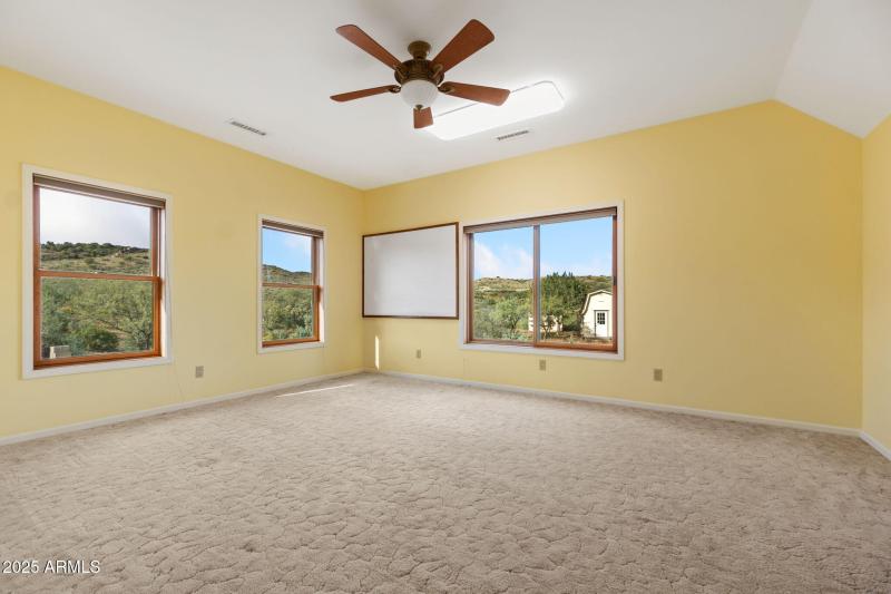 4th bedroom