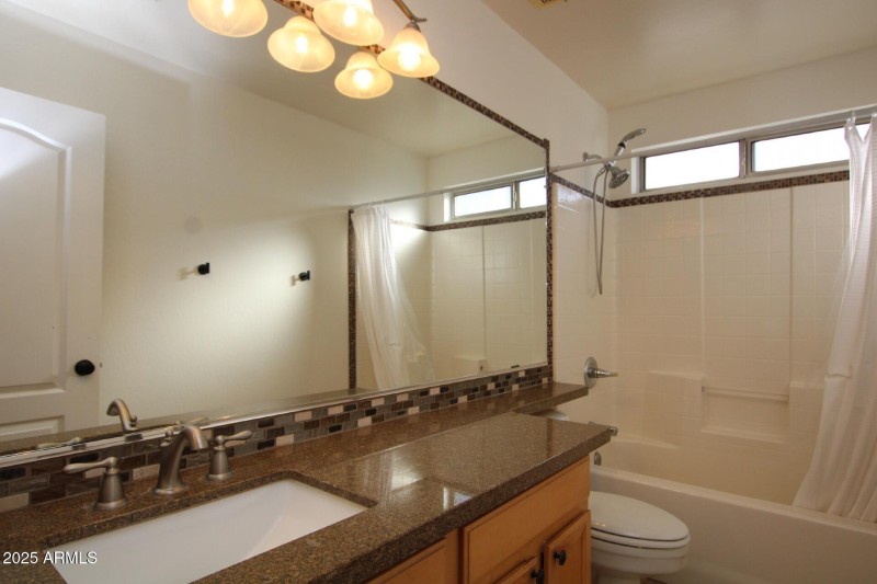 eade263c-9bc5-4b59-8a24-4658702b725d