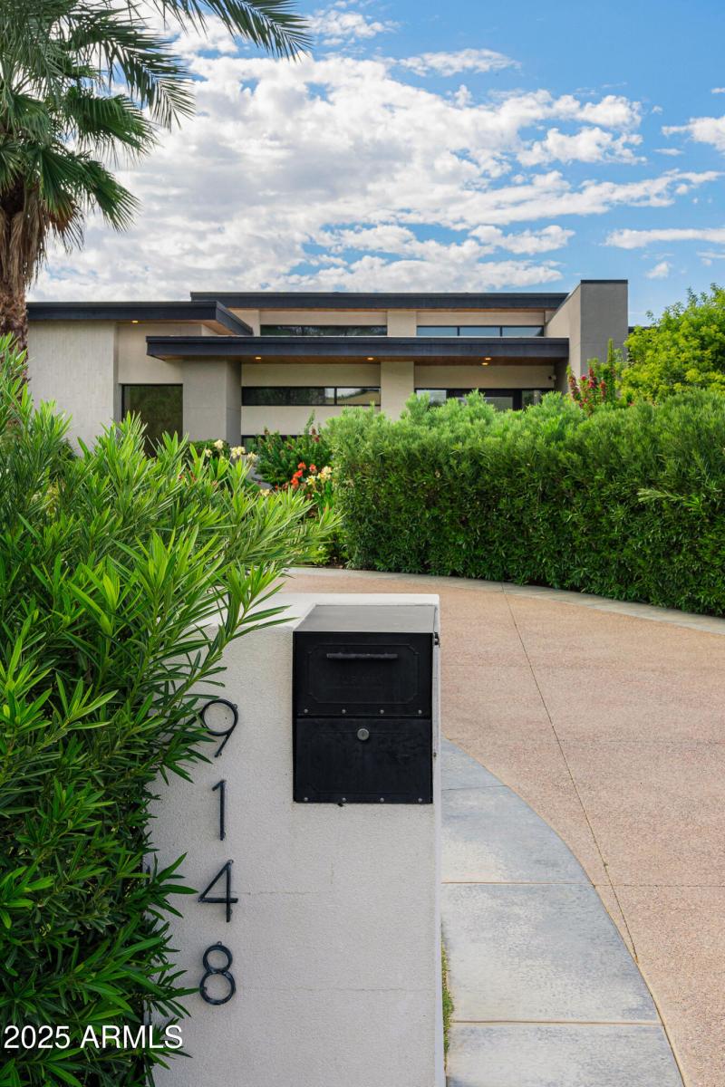 04front of property